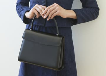 シンフォニア フォーマルバッグ｜濱野皮革工藝より