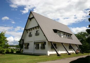 軽井沢工場|濱野皮革工藝より