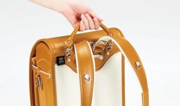 神田屋鞄製作所より