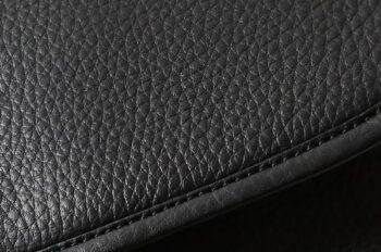 革素材|ペッレモルビダ