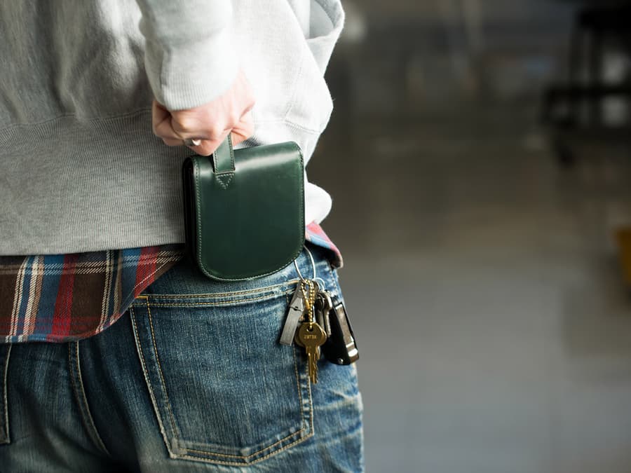 クロムエクセル　ヒップポケット革財布(小銭入れ付き)｜micより