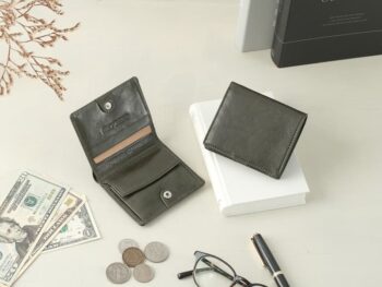 ヴァケッタルクス　二つ折りミニ財布｜micより