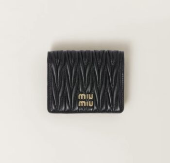 マテラッセレザー 折り財布｜ミュウミュウより