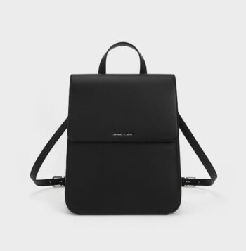 フロントフラップ ストラクチャーバックパック｜チャールズアンドキースより