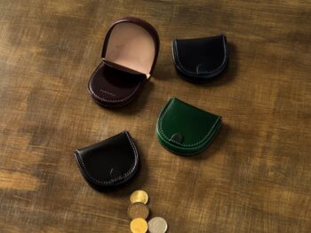 コードバン　馬蹄型小銭入れ｜micより