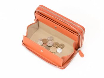 エンボス Wラウンドファスナーマルチウォレット|micより