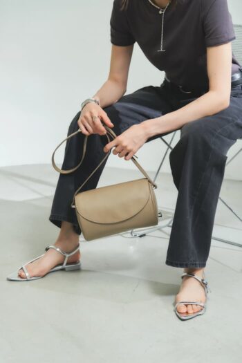 Apple 2Way Half-moon Bag|LOVST TOKYOより