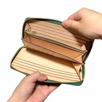 チマブエ　エイ革　ラウンドファスナー　長財布　内装