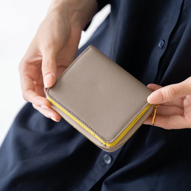 傷つきにくいレディース財布　MURAより