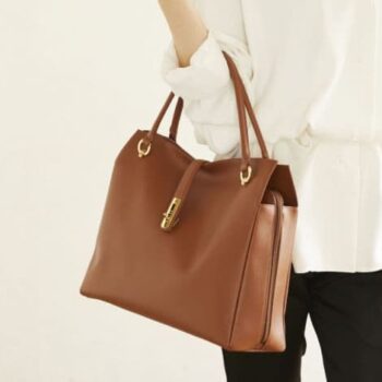 高市首相のバッグ 濱野皮革工藝 グレース ディライトトート