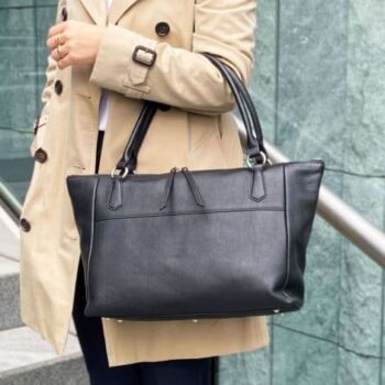 50代女性 ビジネス 通勤バッグ 濱野皮革工藝