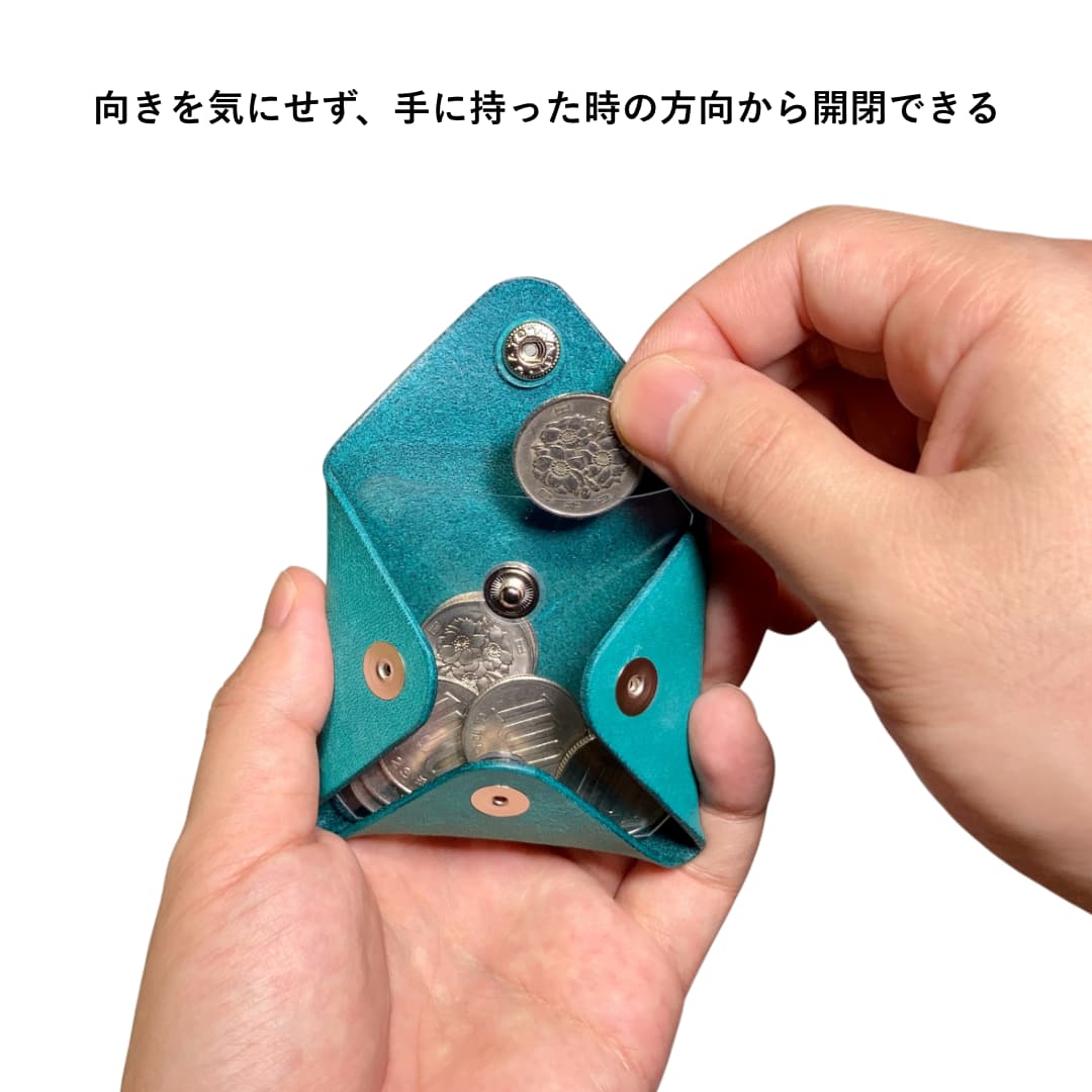 本革とクリアPVCのコインケース イタリア産マヤレザー使用のハンドメイド財布 使用イメージ