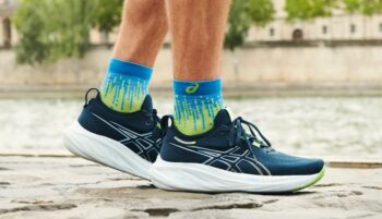 アシックスとオニツカタイガーの違い