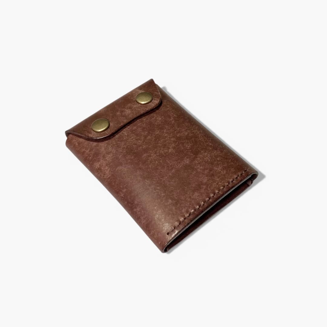 クロスフラップミニウォレット マヤレザー ブラウン 背面