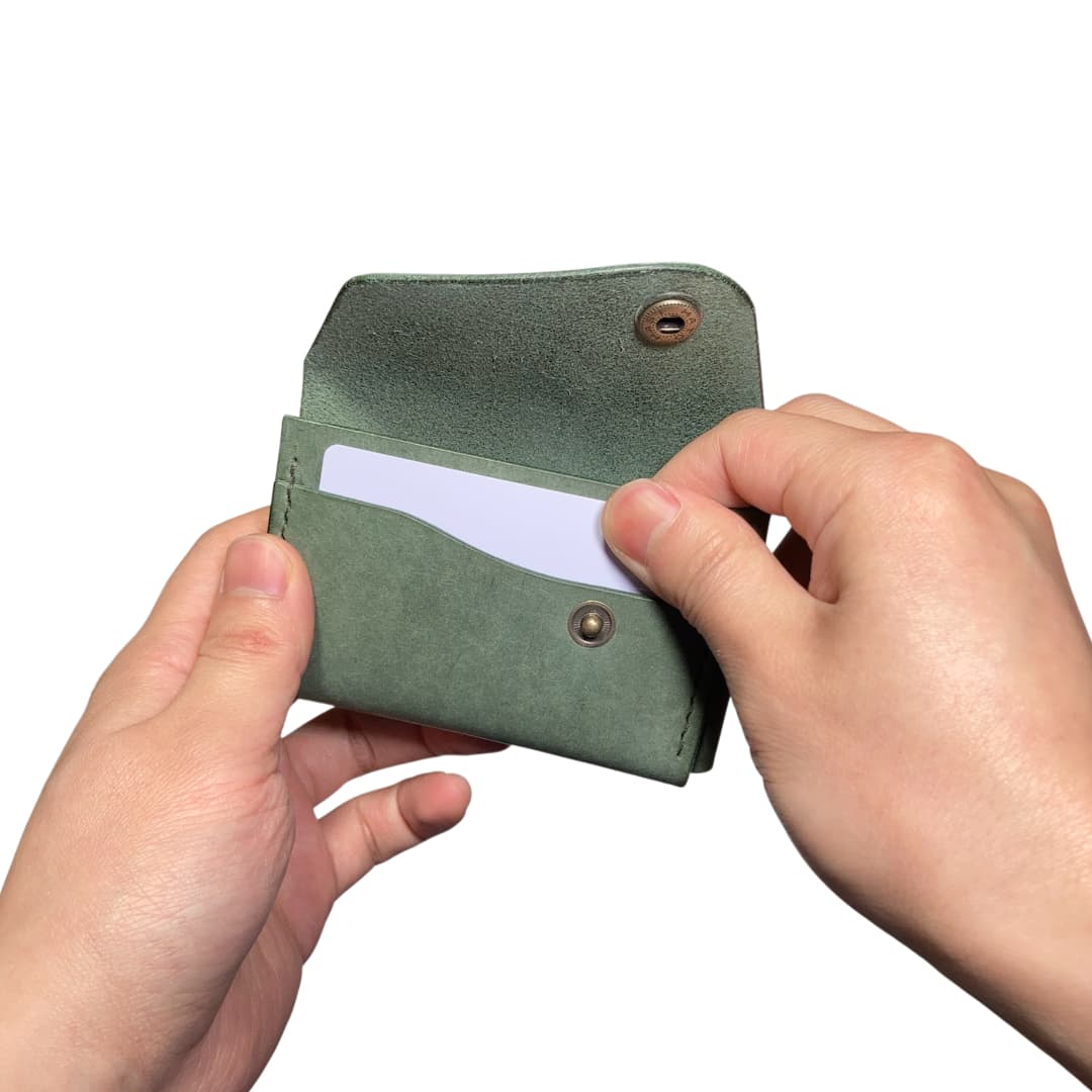 クロスフラップカードケース フロントポケット