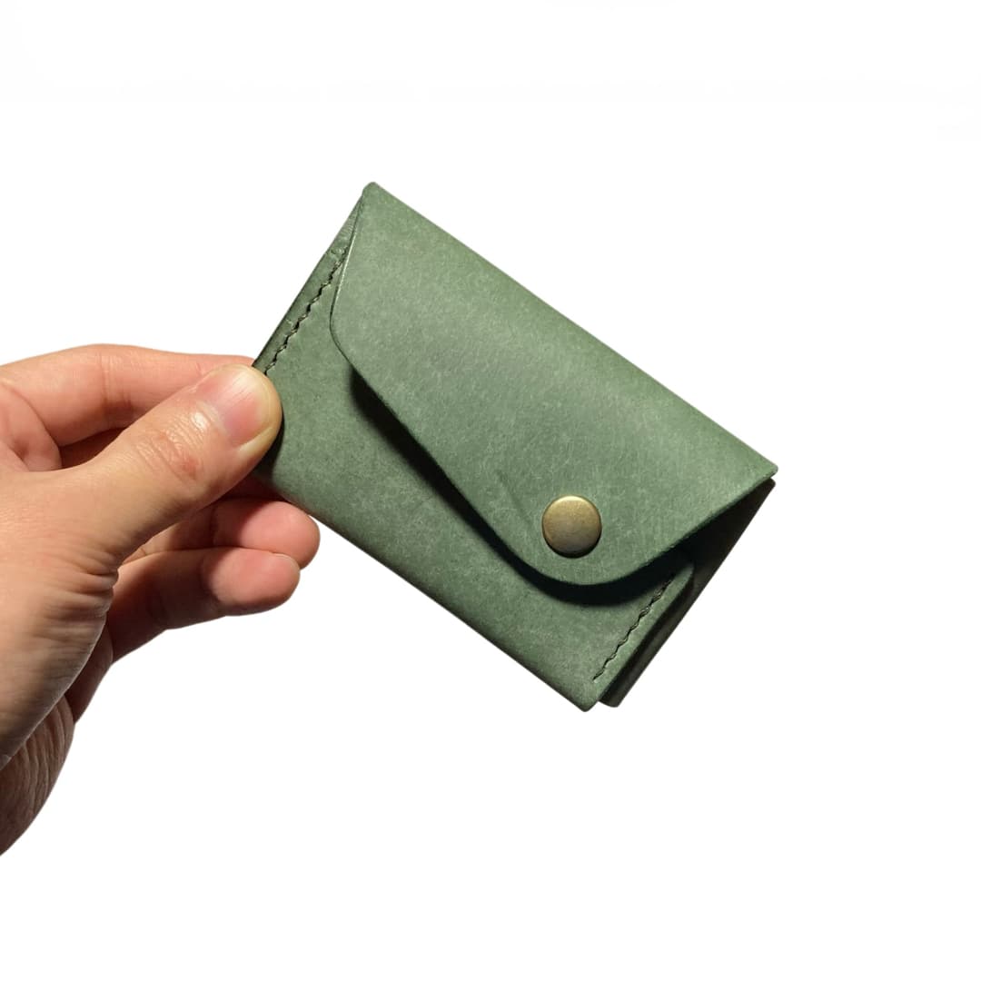 クロスフラップカードケース メイン