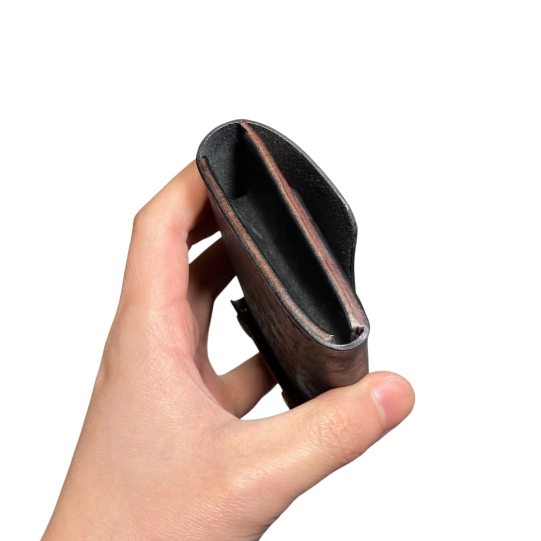 ブラック ブラウン クロスフラップミニウォレット コバ